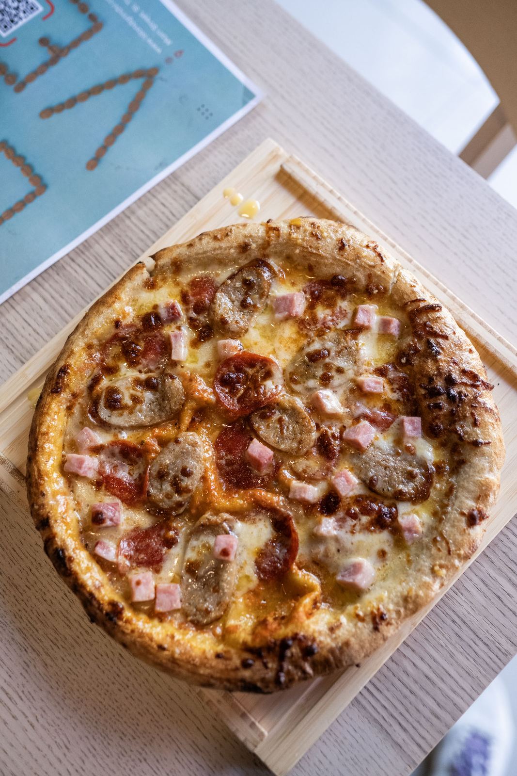 Pizza at Island Grind